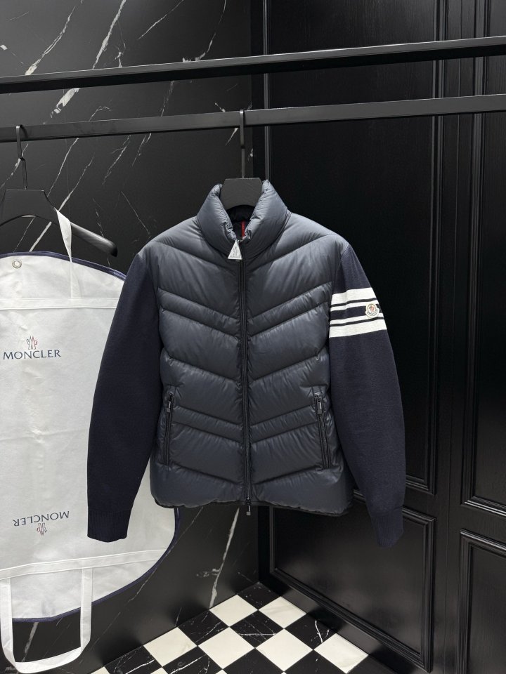 몽클레어 니트 슬리브 구스다운 자켓