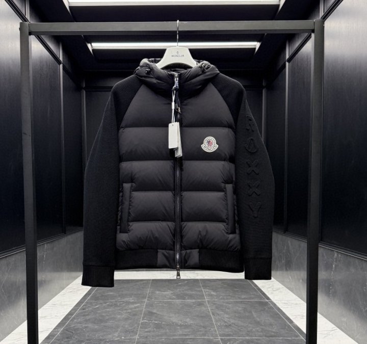 몽클레어 x 크리스토퍼 렉시 니트후드 구스다운 후드자켓