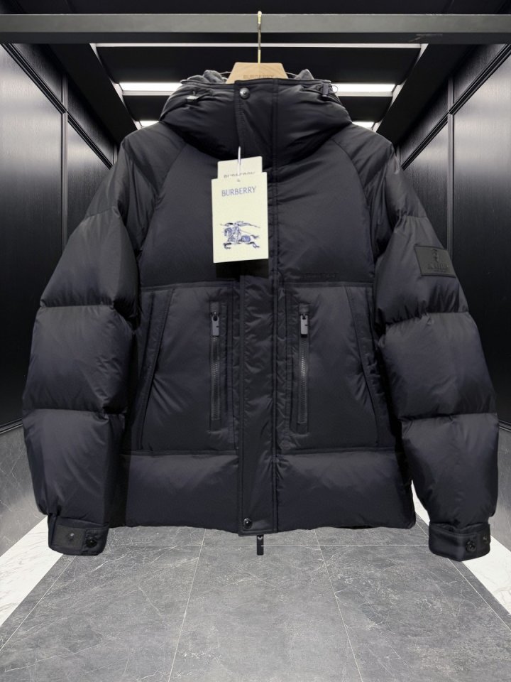 버버리 구스다운 후디드 패딩자켓