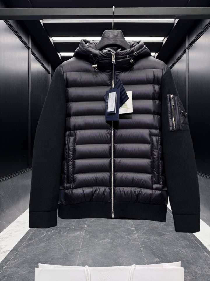 프라다 니트 후디 구스다운 자켓