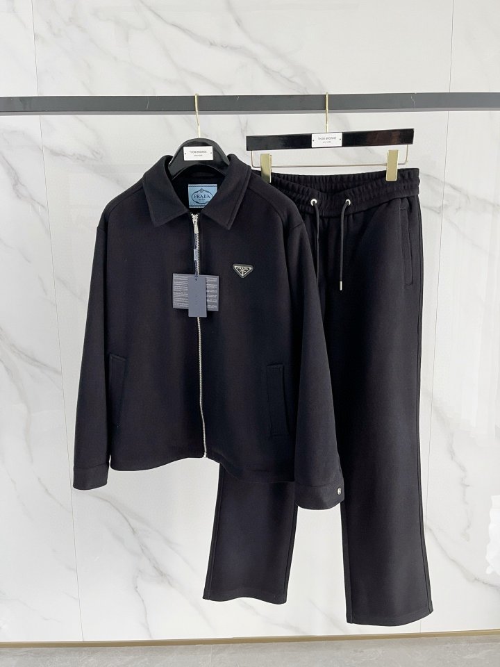 프라다 캐시미어 울 셋업