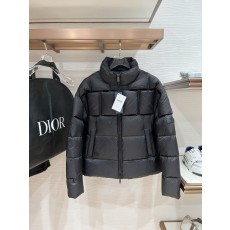 디올 Dior 블랙테크 필름 구스다운 패딩