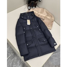 버버리 울·캐시미어 구스다운 미드패딩