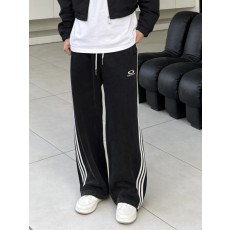 발렌시아가 26SS 스트레이트 롱팬츠