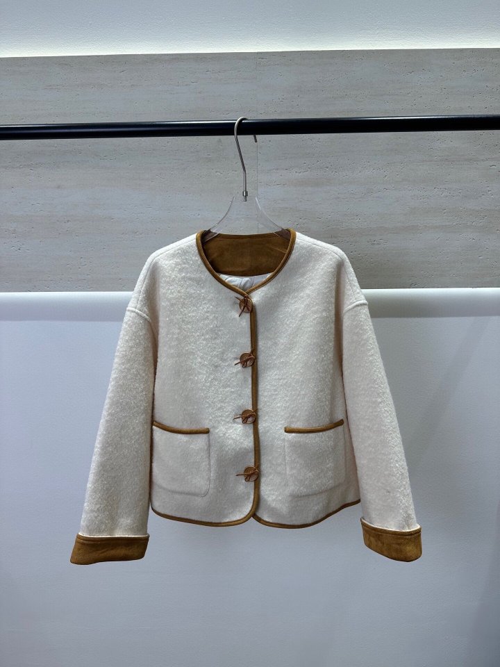 샤넬 아이보리 트위드 노카라 자켓