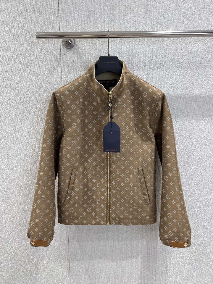 루이비통 25FW 모노그램 울 집업 자켓