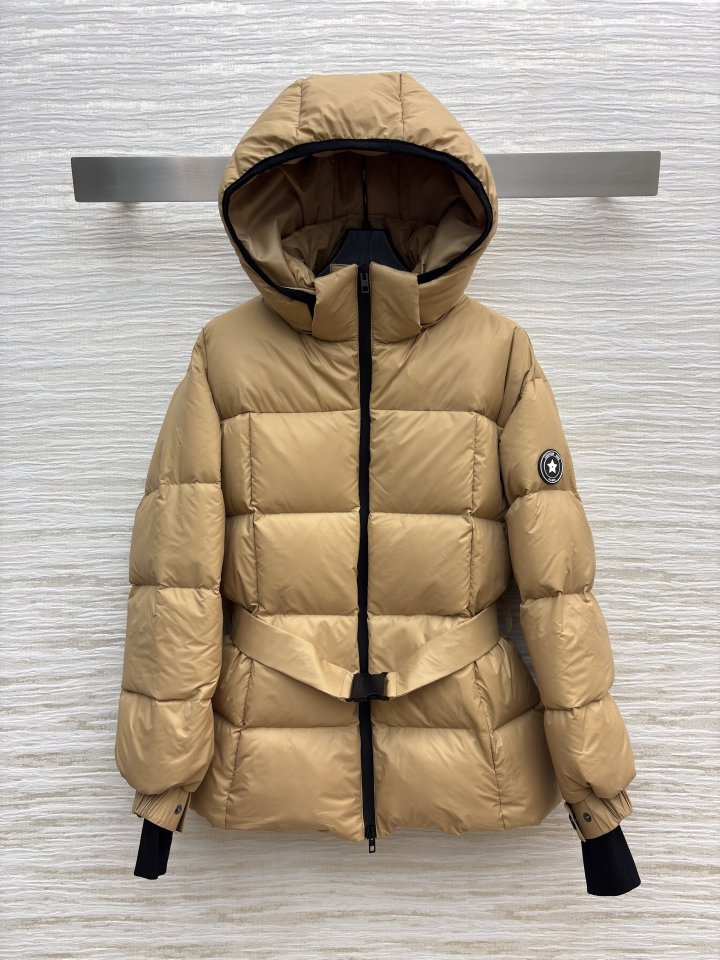 디올 기모 수납형 스트링 다운 자켓