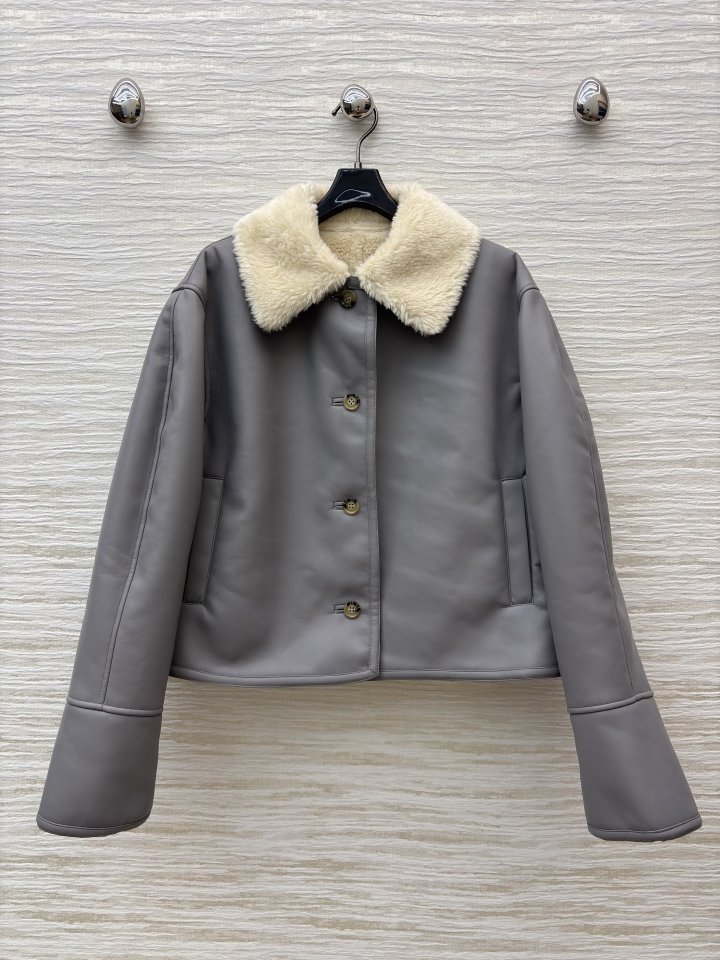 로에베 아이보리 퍼 트리밍 그레이 자켓