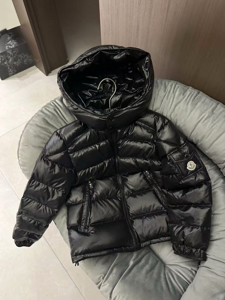 몽클 아동 패딩 점퍼