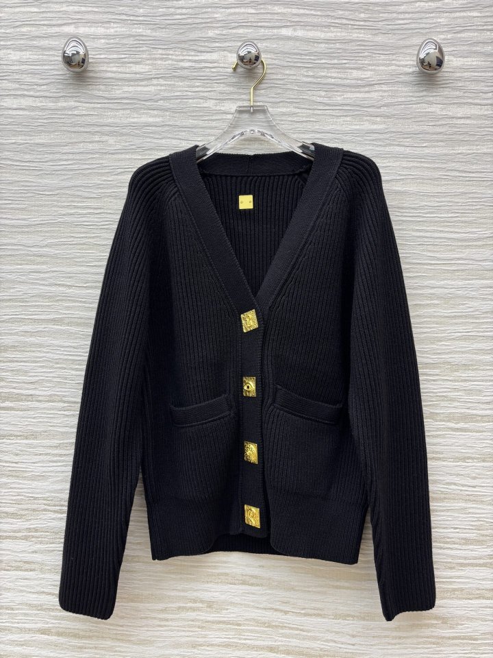 Sch 25 FW 이형 버튼 V넥 니트 가디건