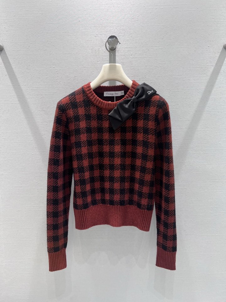 디올 하운드투스 니트 스웨터