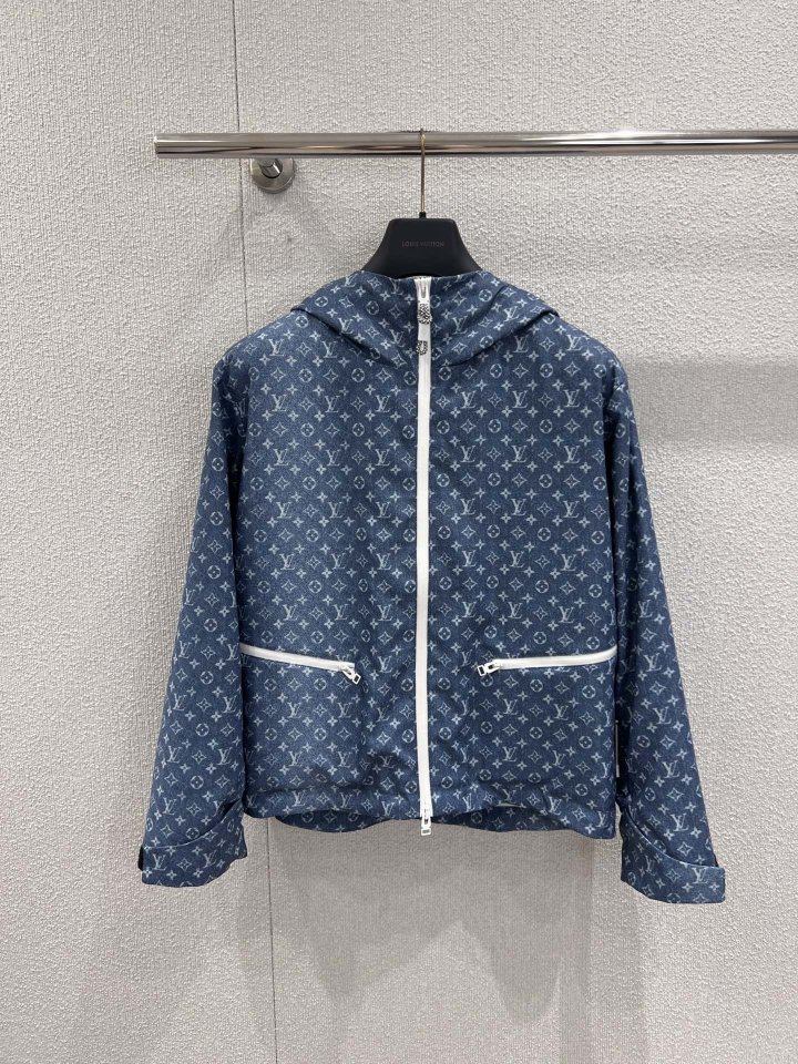 루이비통 모노그램 후드 바람막이