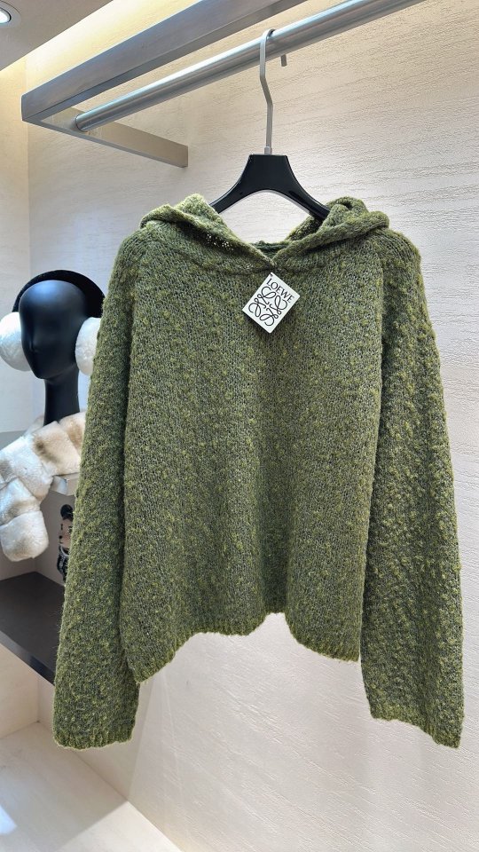 로에베 후드 니트