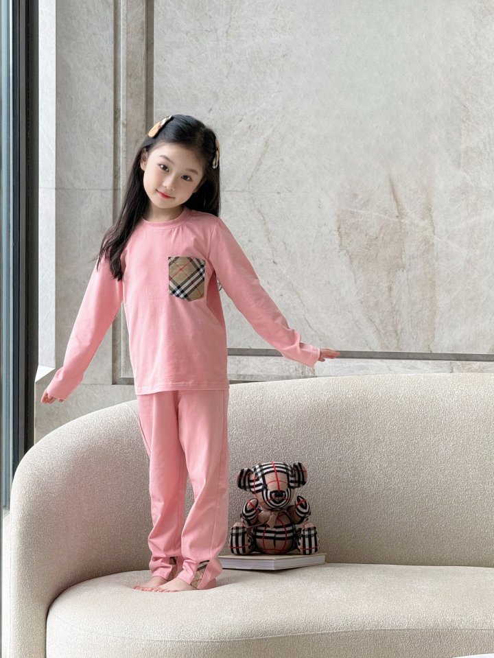 버버리 아동 상하의 세트