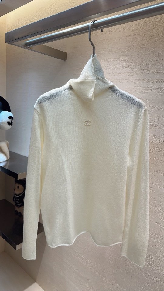 샤넬 하이넥 메리노 울 니트 탑