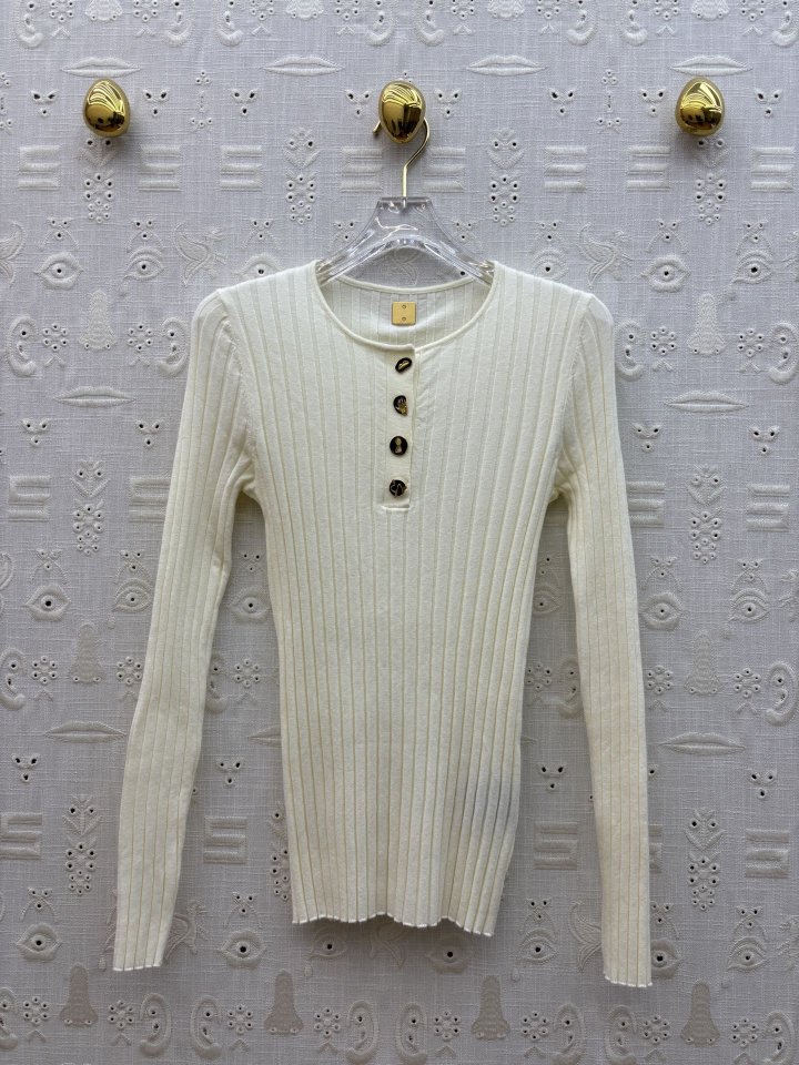 슈 하우스 2025 신상 이형 버튼 라운드 니트