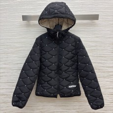 루이비통 여성 후드퀼팅 패딩자켓