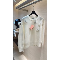 미우미우 플라워 자수 펄 니트