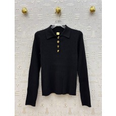 슈 하우스 2025 FW 이형 버튼 폴로넥 세로골 니트