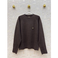 슈 하우스 2025 FW 이형 버튼 라운드 니트