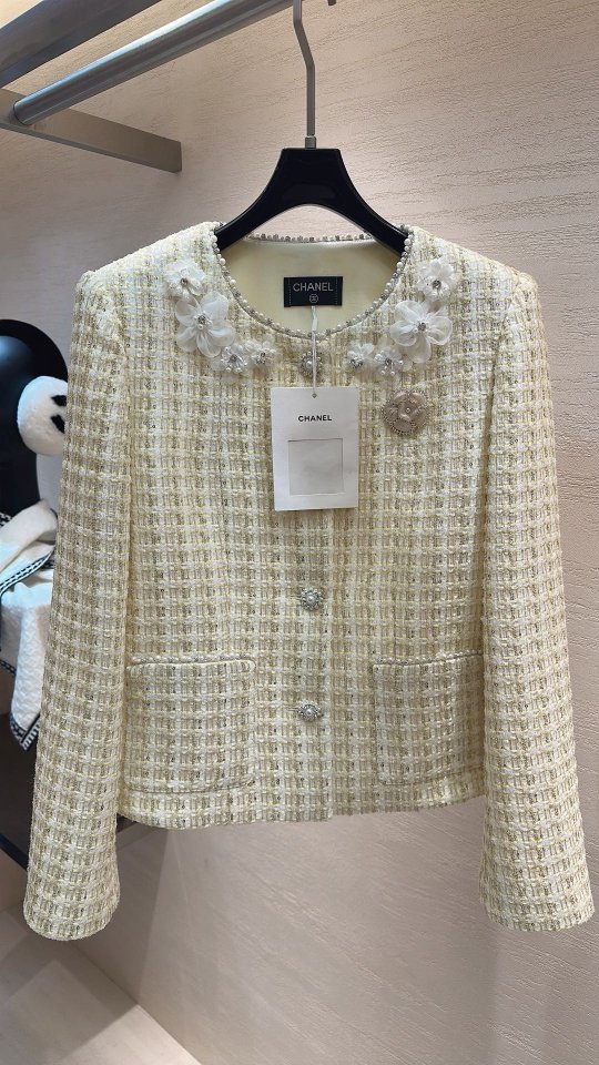 샤넬 거위옐로 트위드 자켓