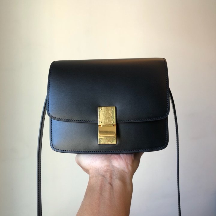 셀린느 클래식 박스백 미니 블랙