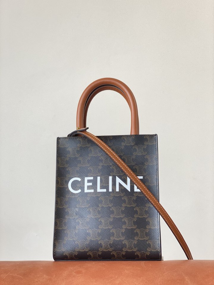 셀린느 미니 토트백 (올드 패턴 세로형)