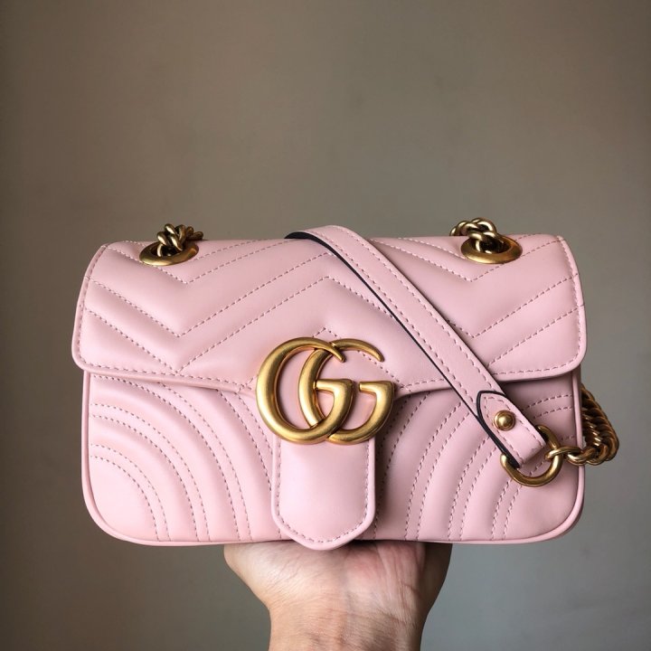 구찌 GG 마몬트 스몰 숄더백 (22cm)