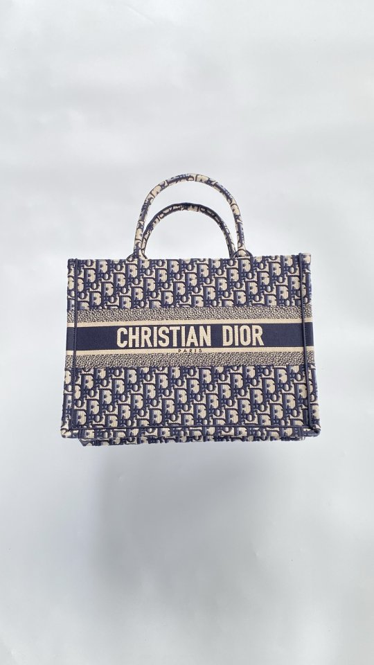 디올 CD 토트백 미디움