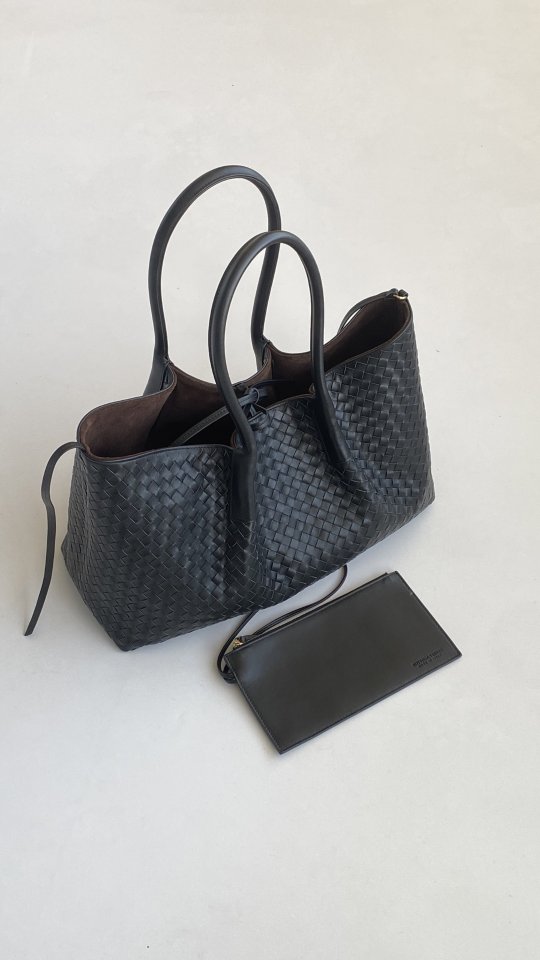 보테가 베네타 피나코테아 토트백 대형