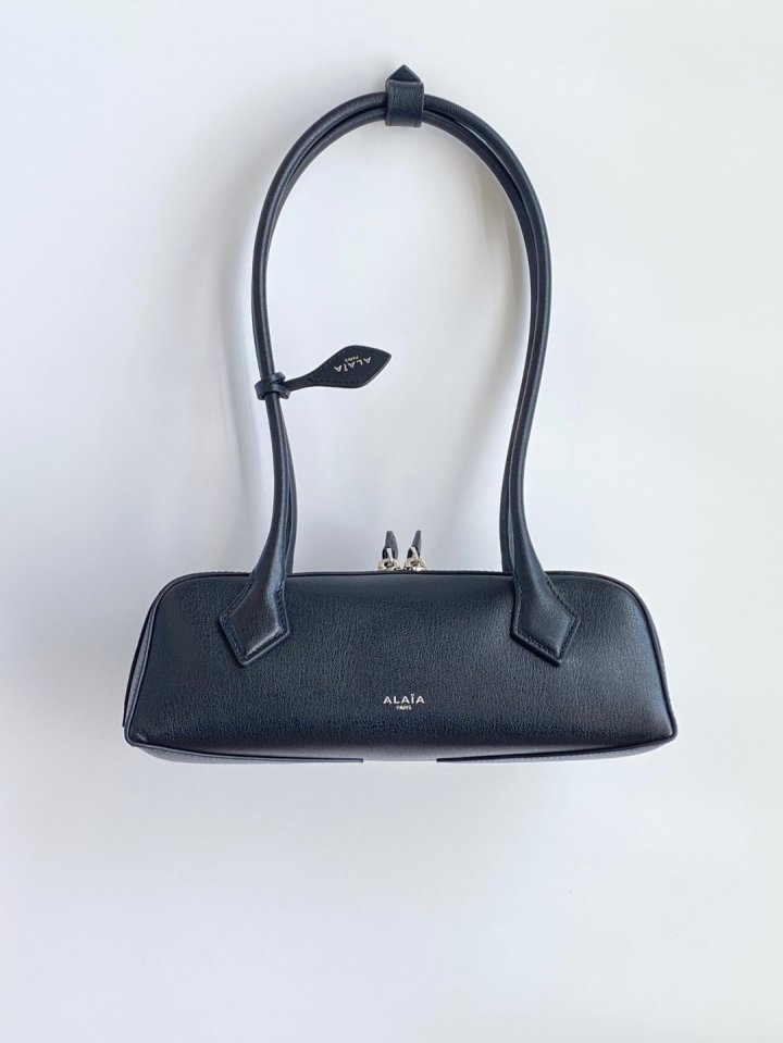 0알라이아 르 클릭 스몰 숄더백