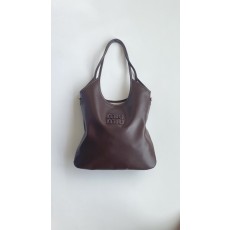 미우미우 세로형 가죽 토트 쇼핑백