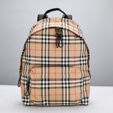버버리 클래식 체크 백팩