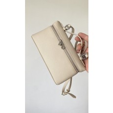 로로피아나 LP 스몰 크로스백 (19cm)