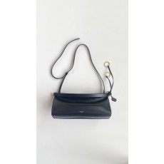 알라이아 르 클릭 미디엄 숄더백