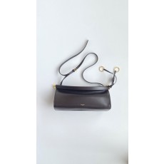 알라이아 르 클릭 미디엄 숄더백