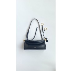 알라이아 르 클릭 스몰 숄더백