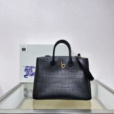 버버리 악어엠보 토트백