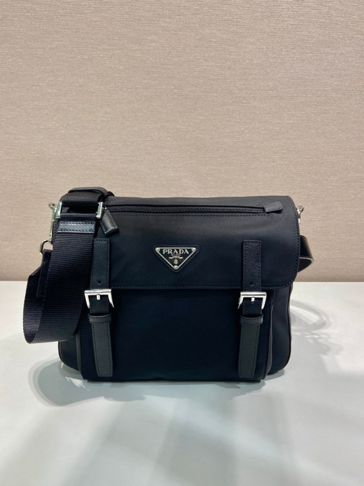 프라다 리나일론 숄더백 2VD071 | PRADA |