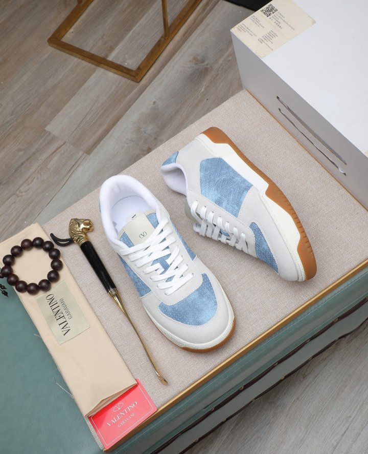 발렌티노 조이 드 주에 남녀공용 스니커즈