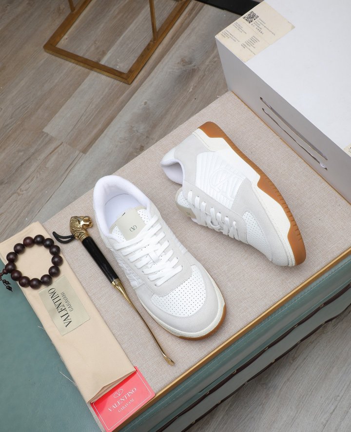 발렌티노 조이 드 주에 남녀공용 스니커즈