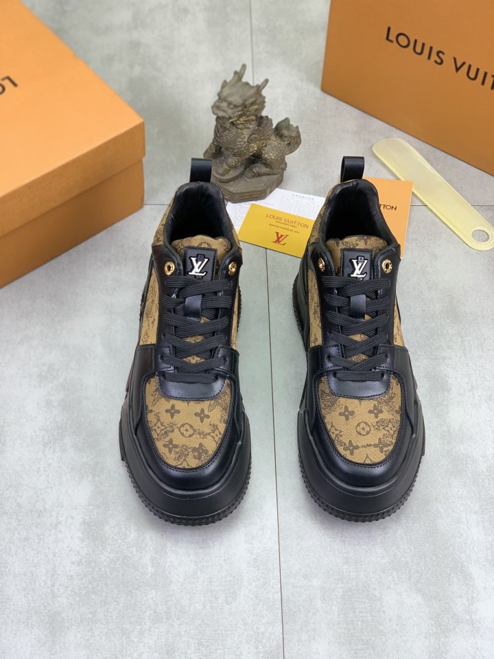 루이비통 하이탑 스니커즈