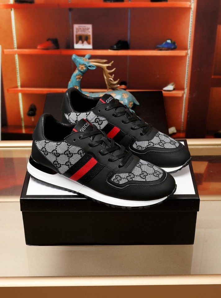 구찌 남성 스니커즈