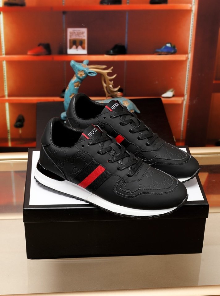 구찌 남성 스니커즈