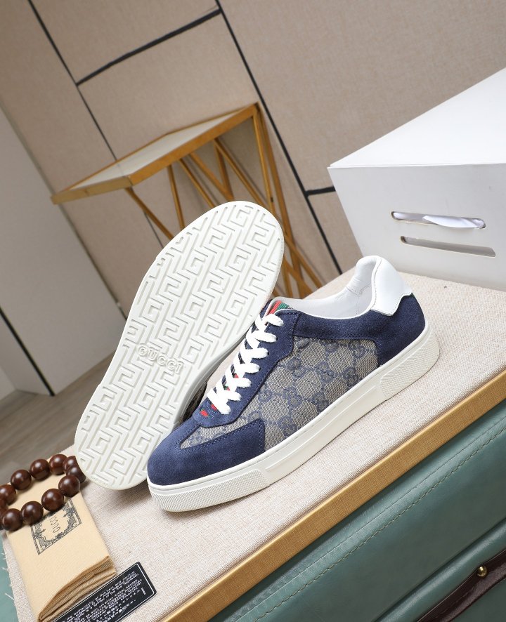 구찌 남성 스니커즈