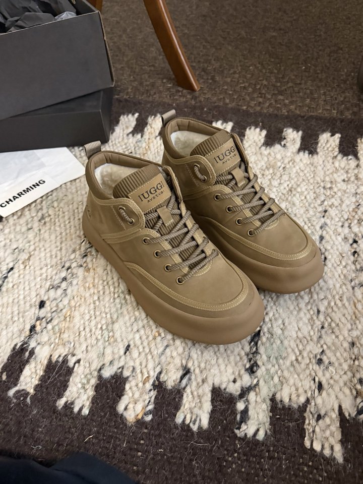 어그 남성 991-01 아웃도어 슈즈