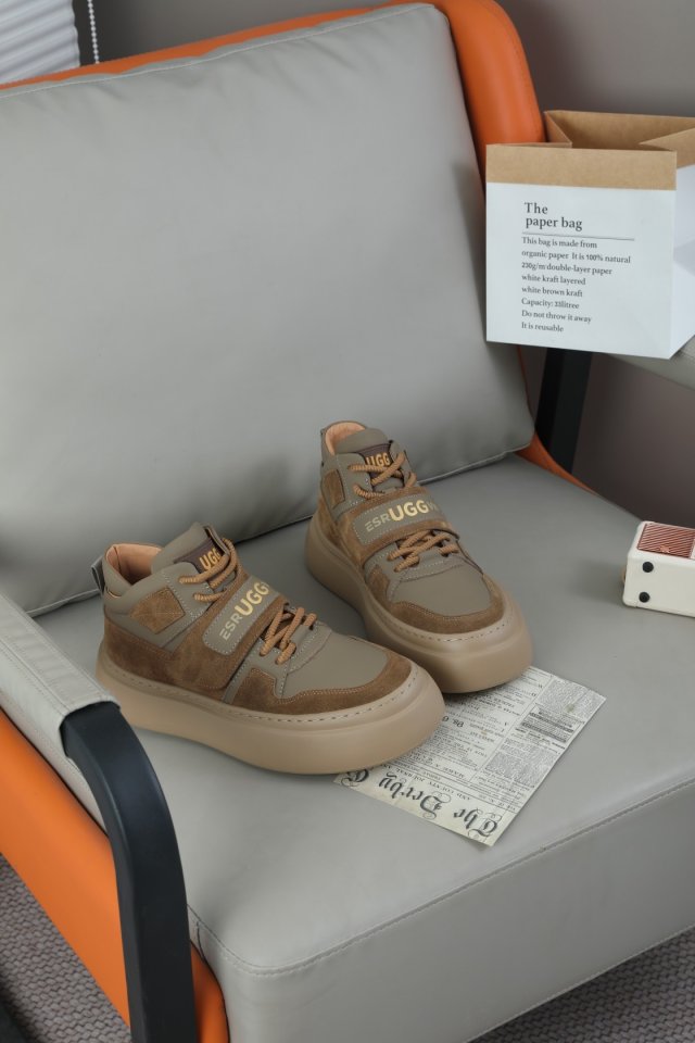 어그 남성 벨크로 플랫폼 스니커즈