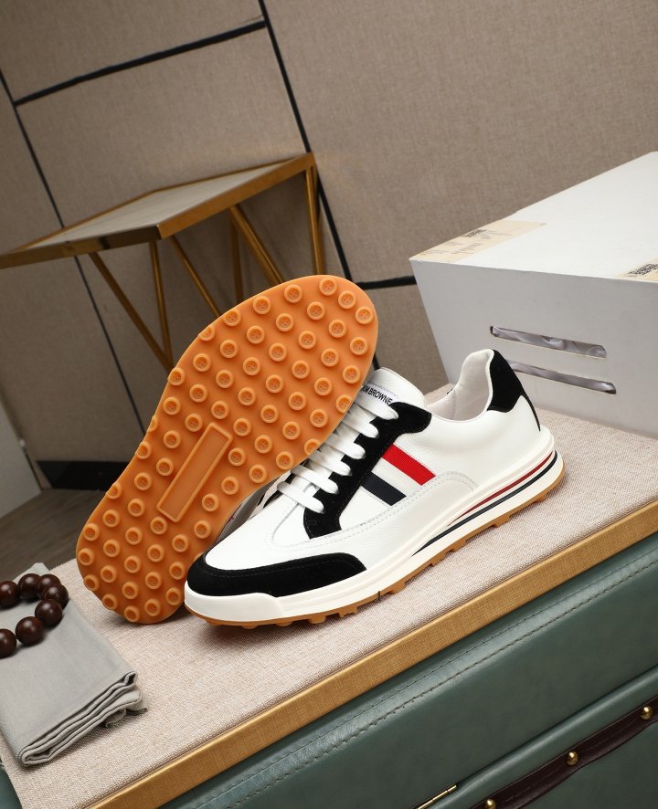 톰브라운 남성 스니커즈