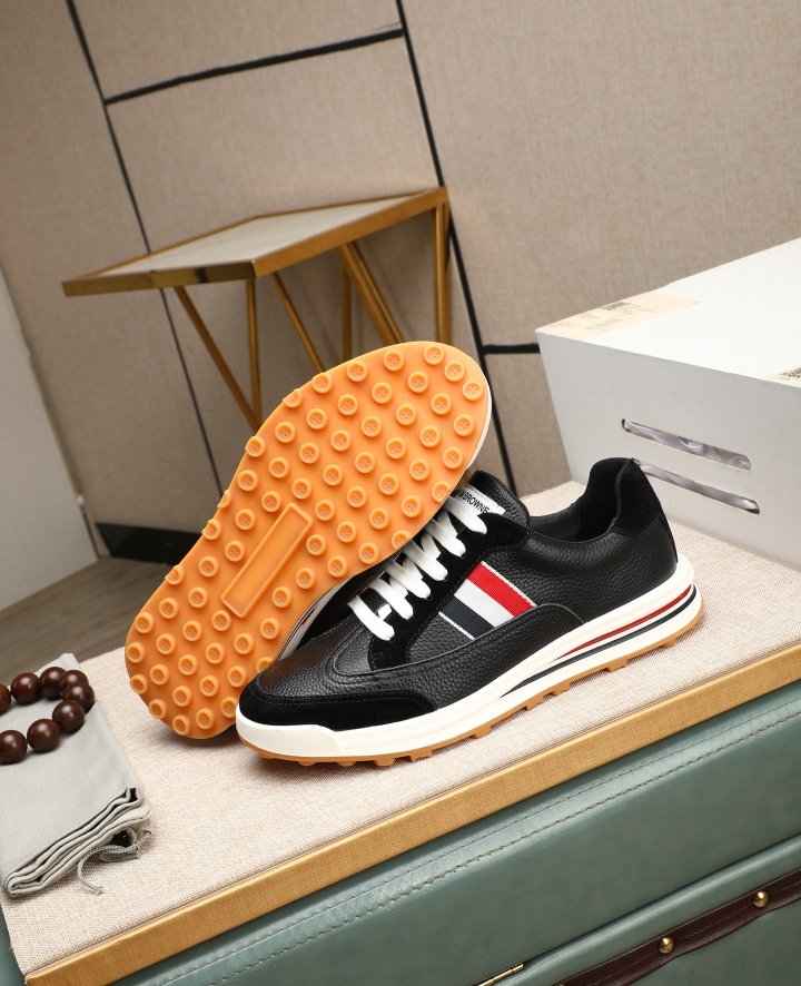 톰브라운 남성 스니커즈