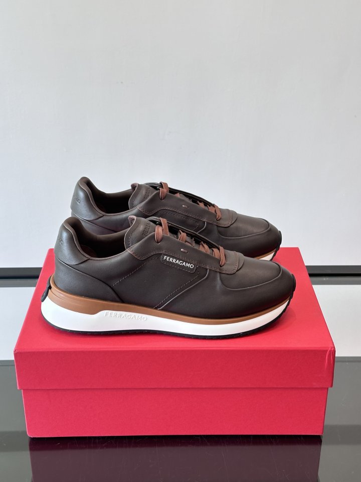 페라가모 남성 스니커즈